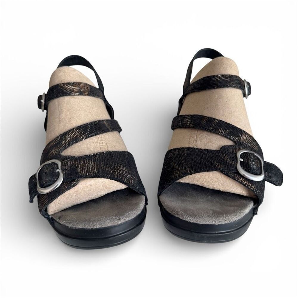 Dansko Sandi Swirl Strappy Side Buckle Clog Sandal Size 38